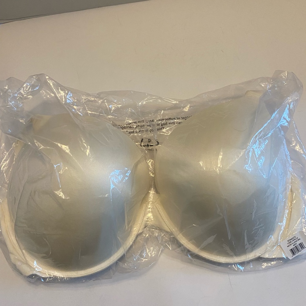 1 NEW Dream Fit Bra Womens 46DDT-Shirt Underwired Adjustable Strap Lightly Lined - Picture 2 of 7